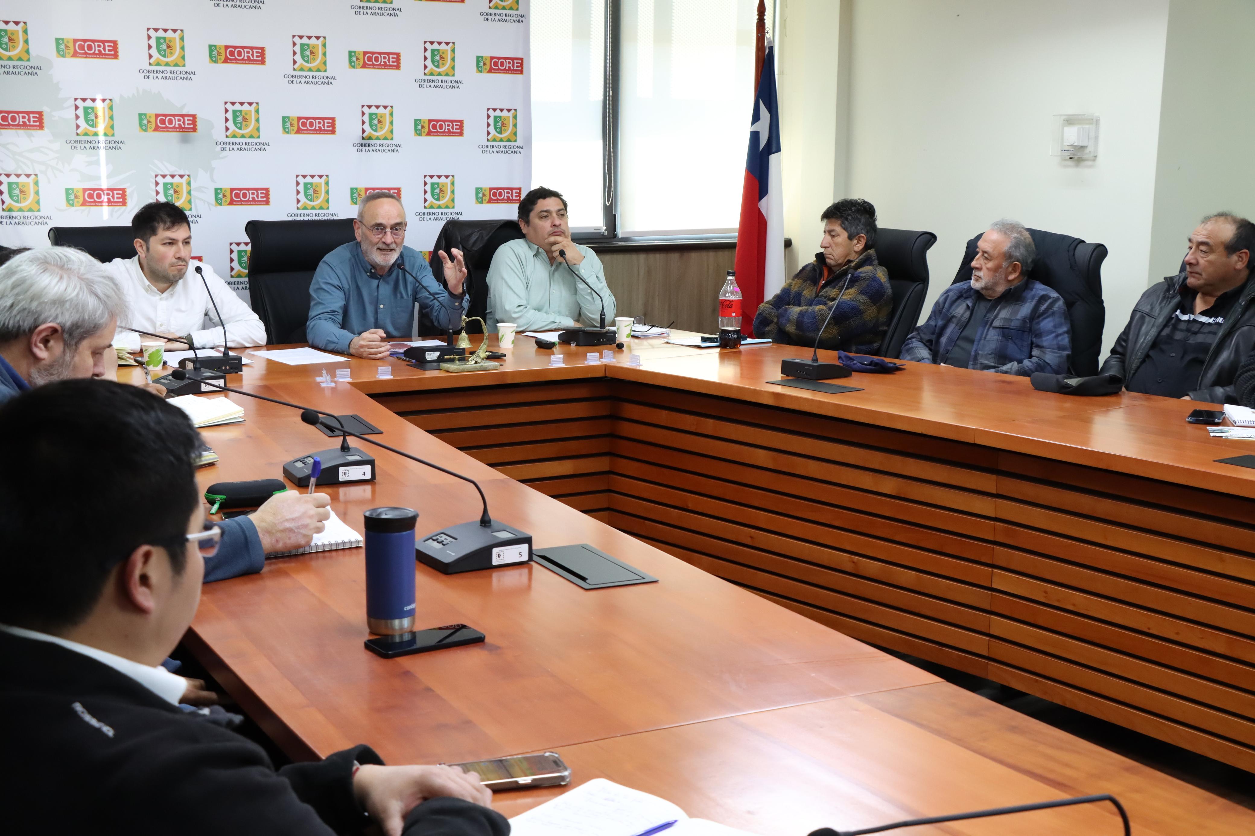 Iniciativa del Gobernador Regional: Constituyen mesa regional de Pesca Artesanal que permitirá ordenar la inversión pública en el sector