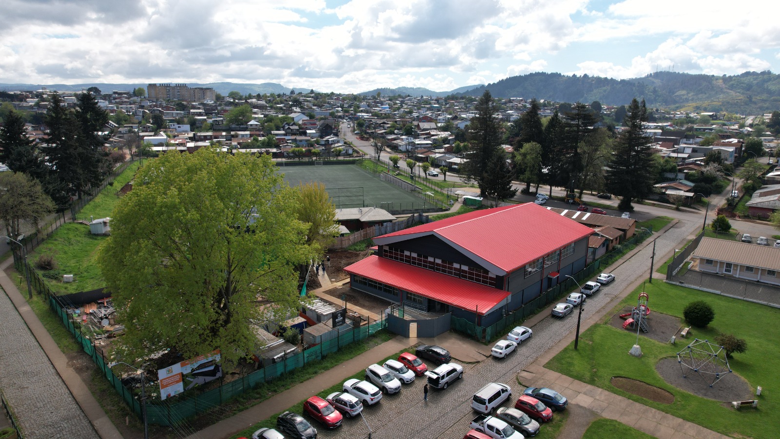 Avanza a su etapa final la modernización del Gimnasio Municipal Campos Deportivos